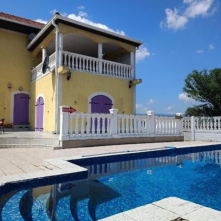 V & V Villa Lalince Ngoại thất bức ảnh