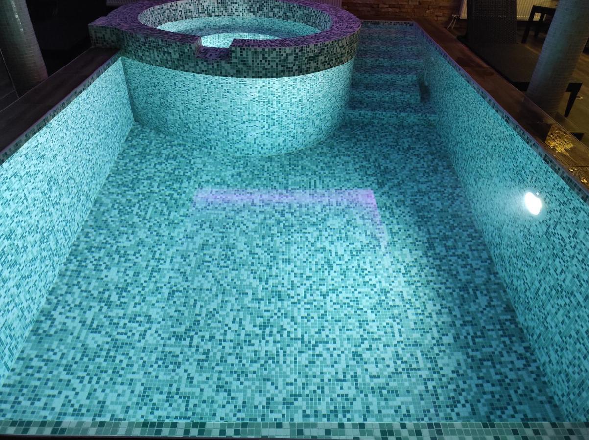 V & V Villa Lalince Ngoại thất bức ảnh