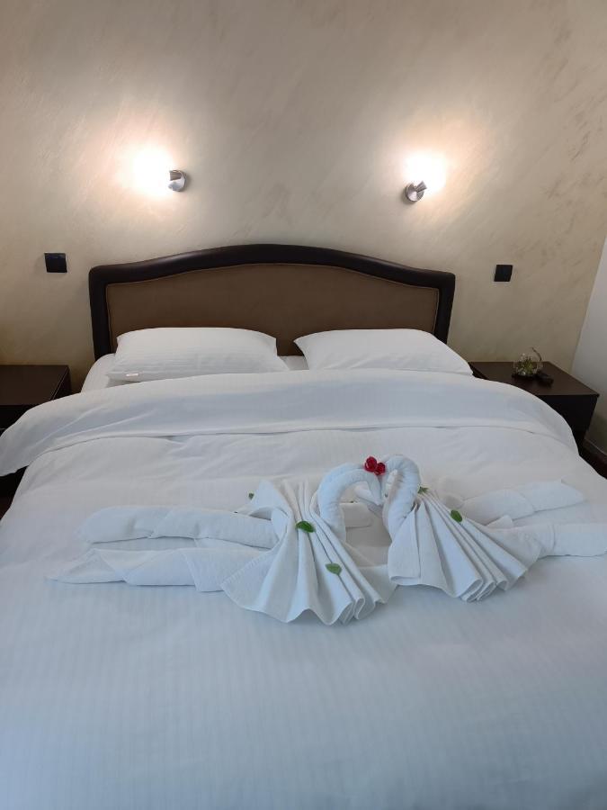 V & V Villa Lalince Ngoại thất bức ảnh