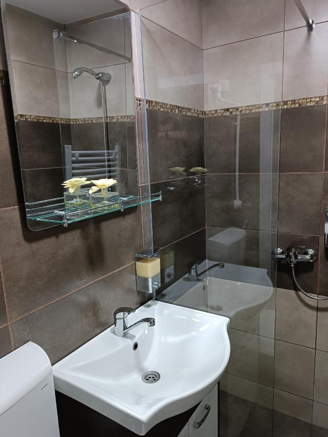 V & V Villa Lalince Ngoại thất bức ảnh