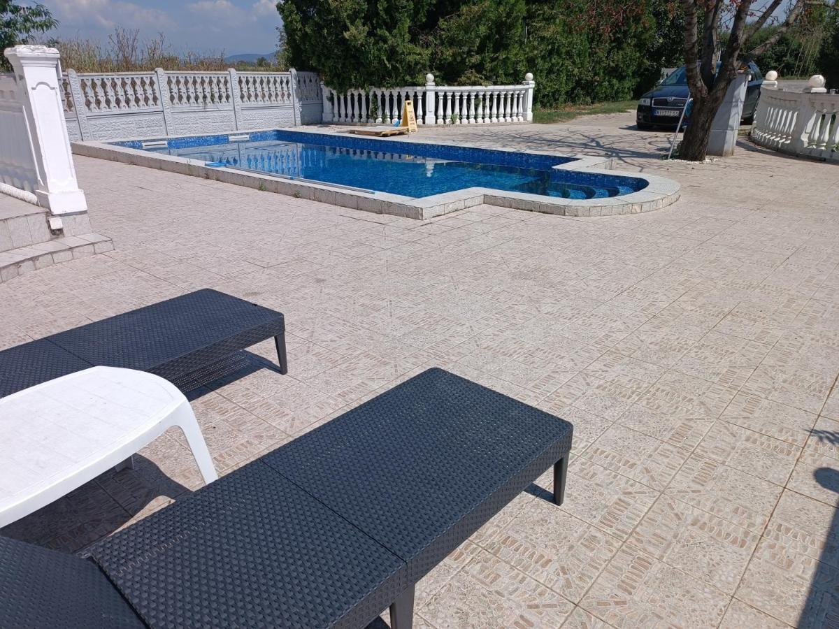 V & V Villa Lalince Ngoại thất bức ảnh